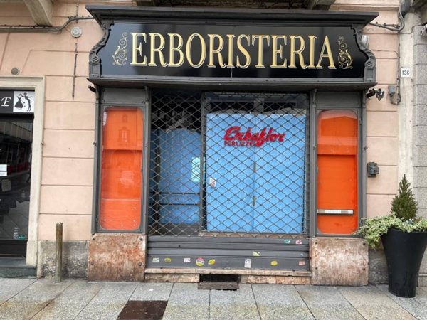 negozio in affitto a Vercelli in zona Centro Città