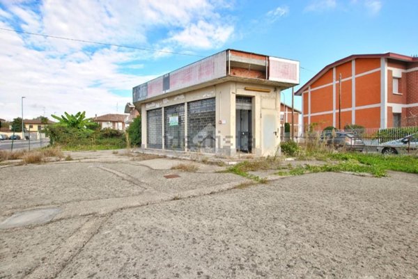 locale di sgombero in affitto a Vercelli