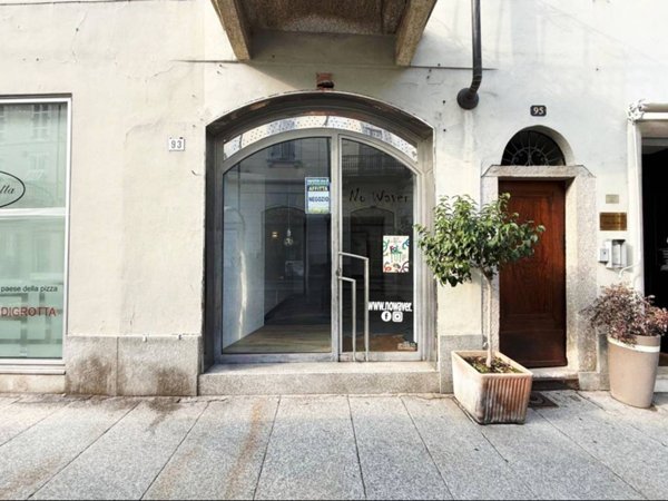 negozio in affitto a Vercelli in zona Centro Città