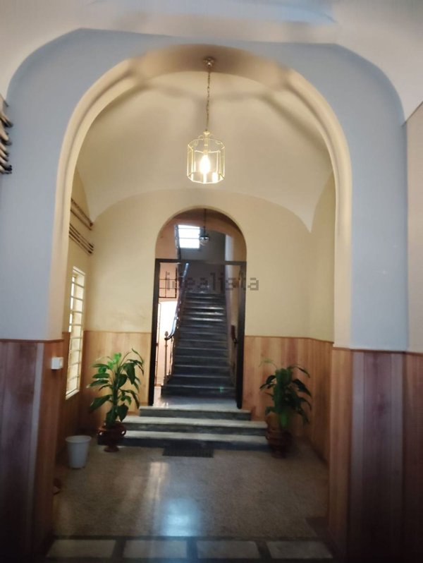 locale commerciale in affitto a Vercelli in zona Centro Città