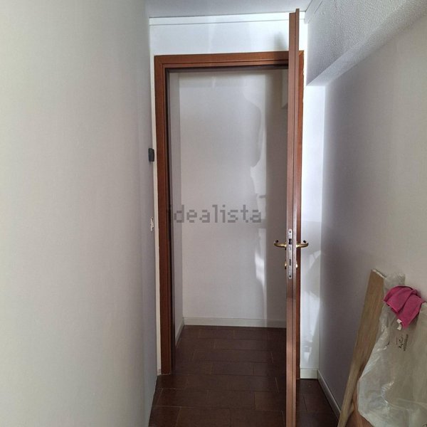 locale commerciale in affitto a Vercelli