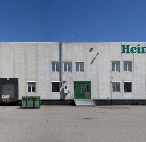 locale commerciale in affitto a Vercelli