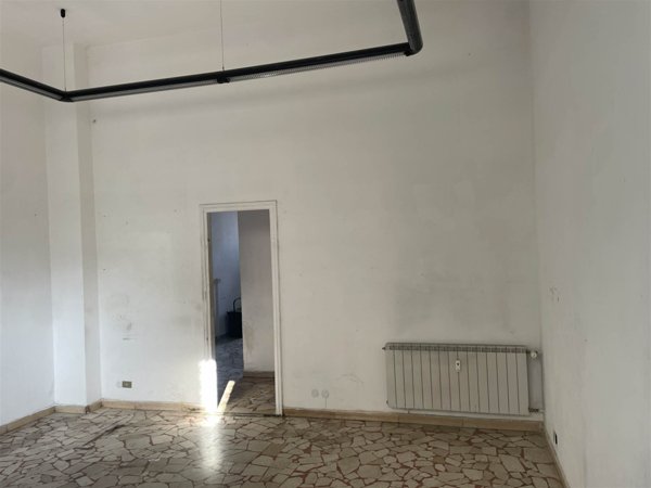 negozio in affitto a Vercelli