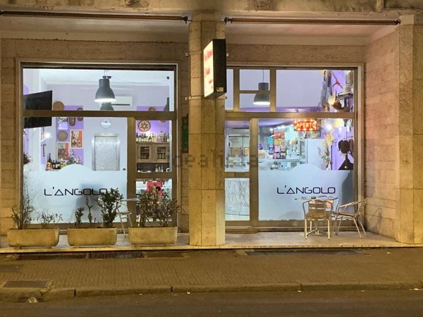 negozio in affitto a Vercelli in zona Centro Città