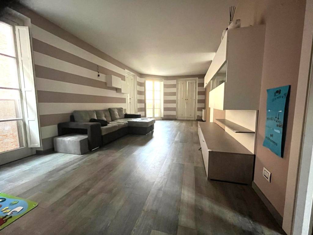 appartamento in affitto a Vercelli in zona Centro Città