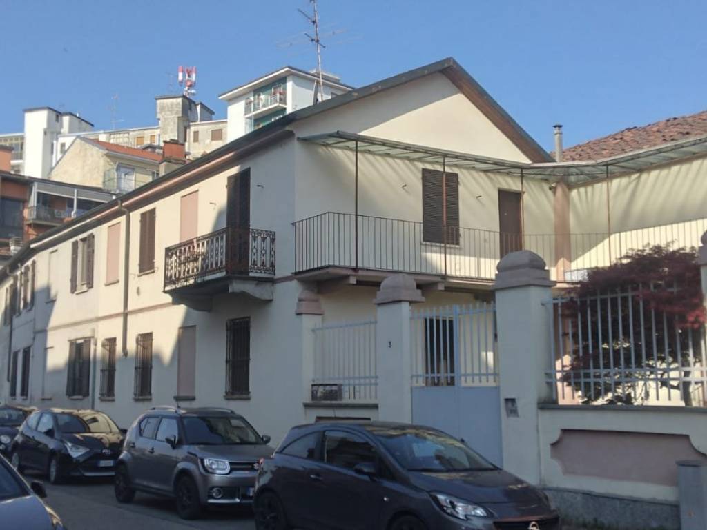 appartamento in affitto a Vercelli in zona Centro Città