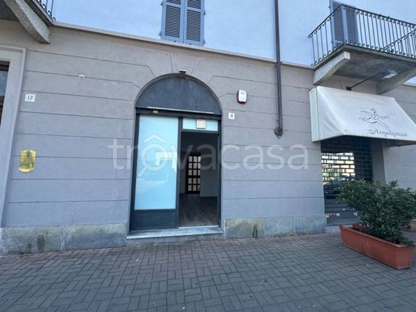 negozio in affitto a Vercelli in zona Zona Belvedere