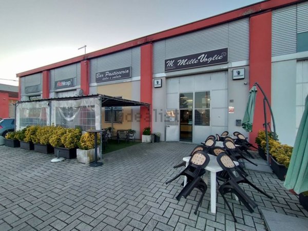 negozio in affitto a Cadelbosco di Sopra