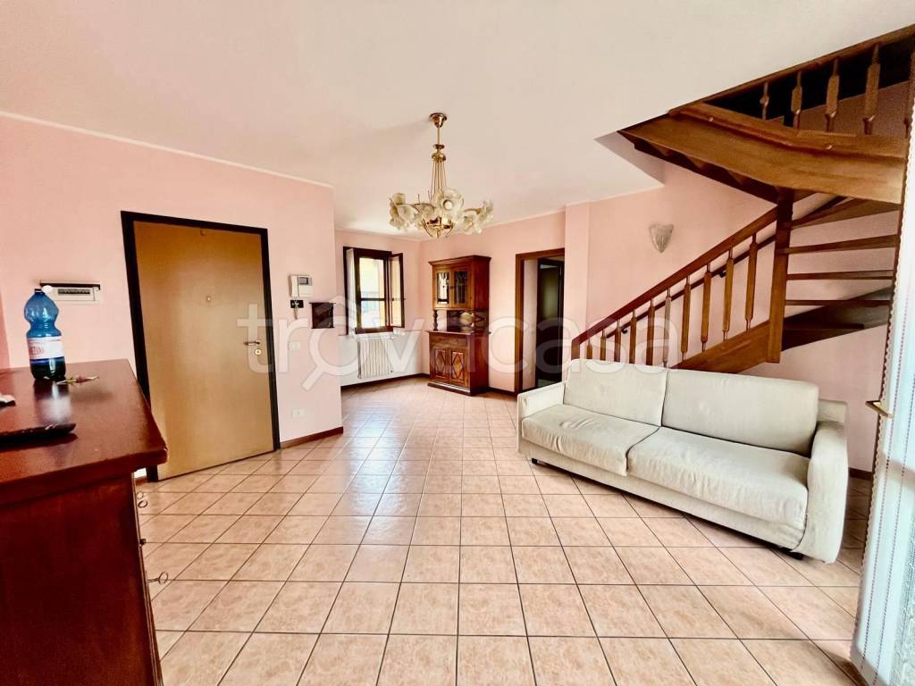appartamento in affitto a Casalgrande