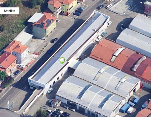 negozio in affitto a Casalgrande in zona Veggia