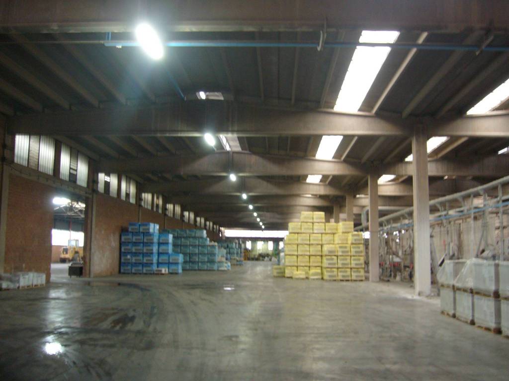 capannone in affitto a Casalgrande in zona Villalunga