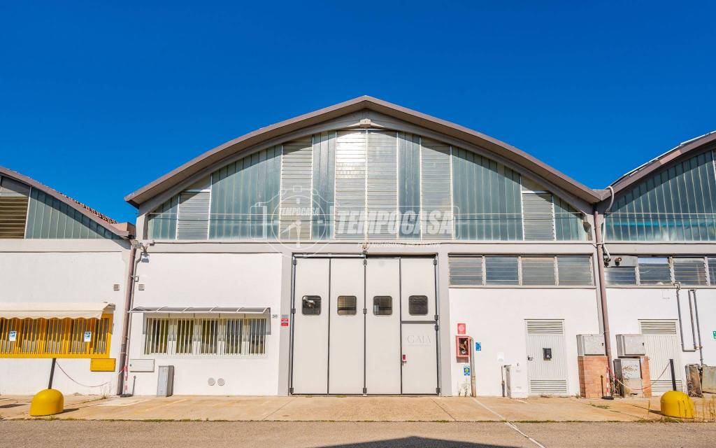 locale commerciale in affitto a Casalgrande in zona Villalunga