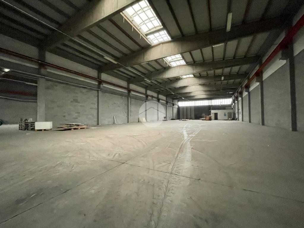 locale commerciale in affitto a Casalgrande