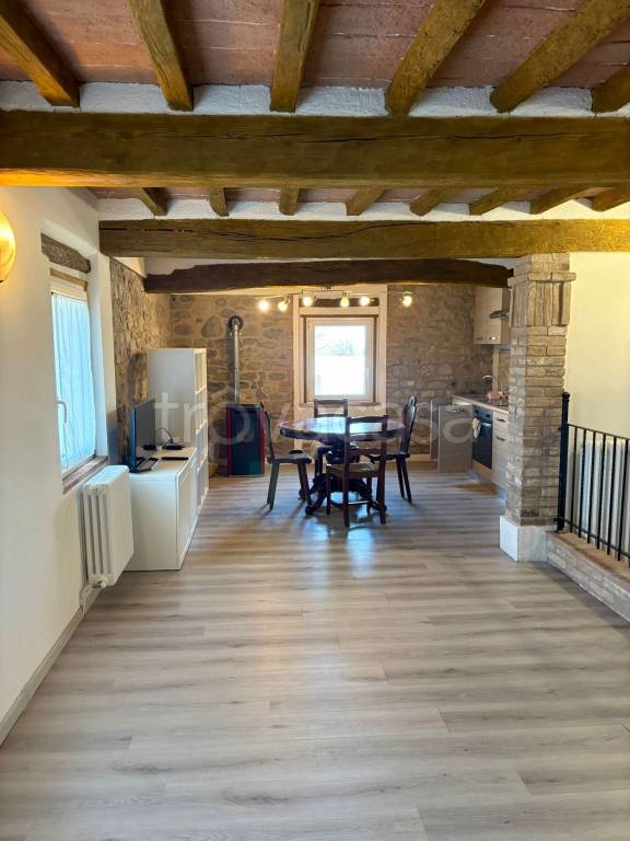 appartamento in affitto a Casalgrande in zona Villalunga