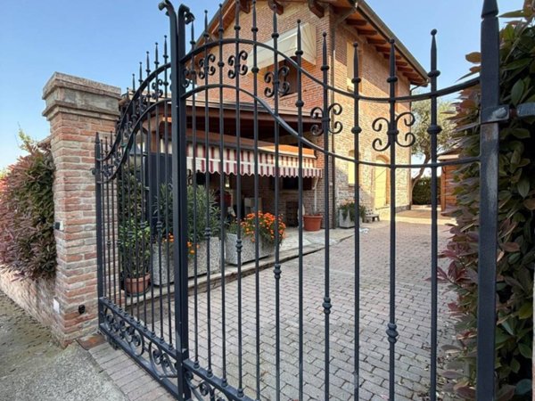 casa indipendente in affitto a Casalgrande