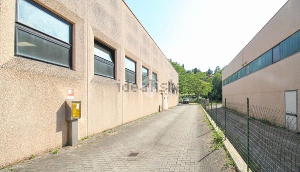 capannone in affitto a Casalgrande