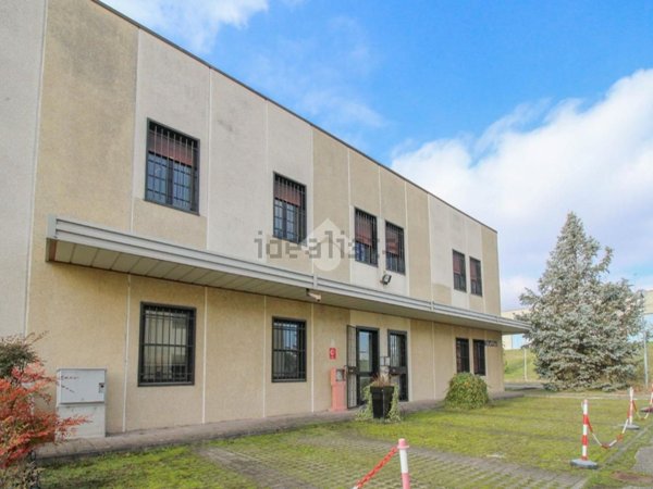 capannone in affitto a Casalgrande