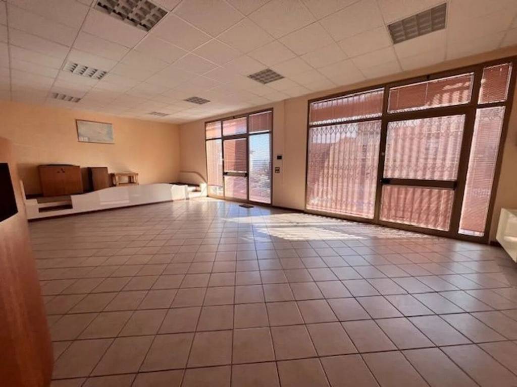 negozio in affitto a Castellarano