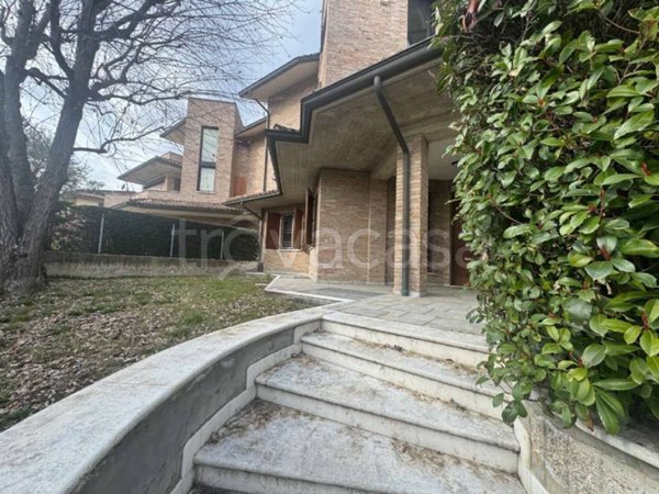 appartamento in affitto a Castellarano in zona Cadiroggio