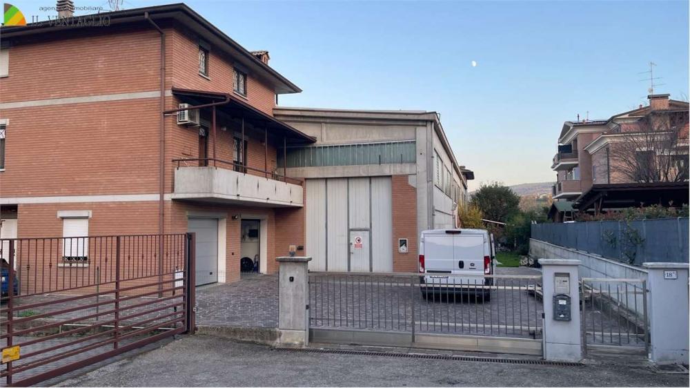 capannone in affitto a Castellarano