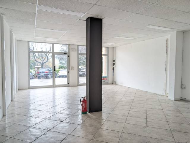 negozio in affitto a Castellarano