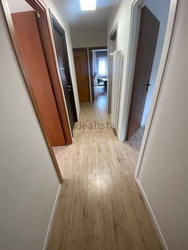 ufficio in affitto a Castelnovo ne' Monti