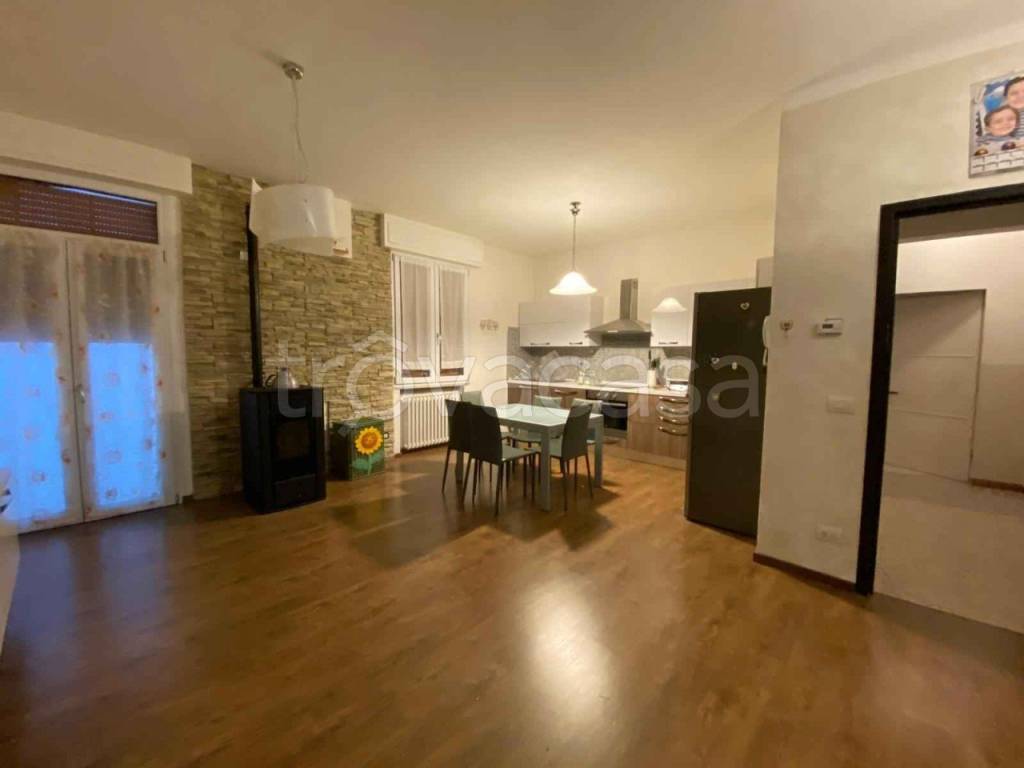 appartamento in affitto a Castelnovo ne' Monti