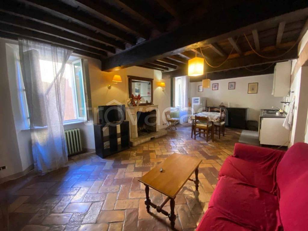 appartamento in affitto a Castelnovo ne' Monti