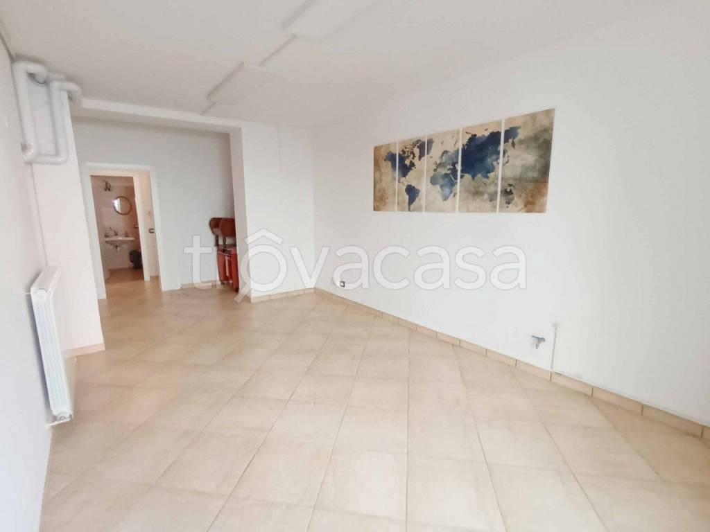 ufficio in affitto a Castelnovo ne' Monti