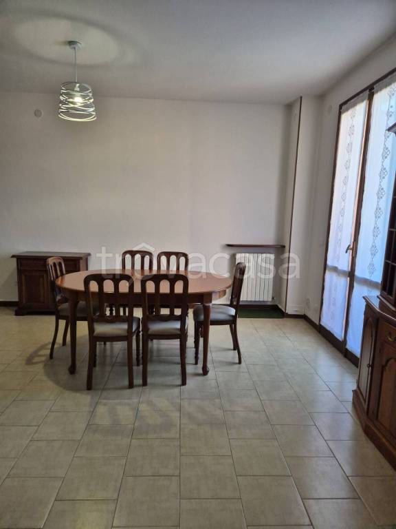 appartamento in affitto a Castelnovo ne' Monti