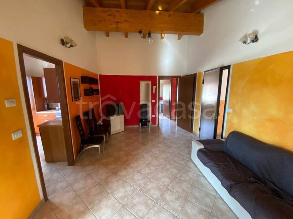 appartamento in affitto a Castelnovo ne' Monti