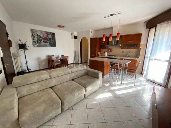 appartamento in affitto a Castelnovo ne' Monti in zona Castagnedolo