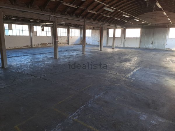 capannone in affitto a Cavriago