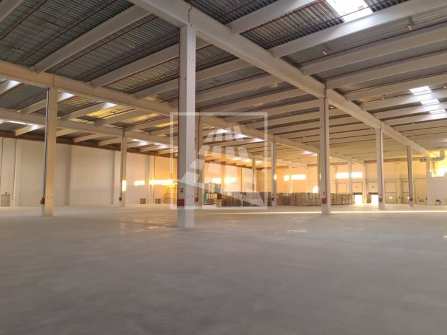 locale commerciale in vendita a Correggio