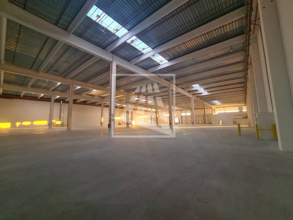 capannone in affitto a Correggio