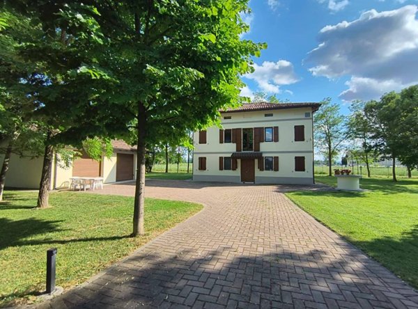 appartamento in affitto a Correggio