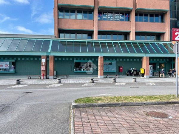 negozio in affitto a Correggio