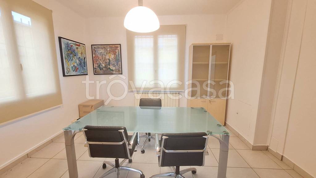ufficio in affitto a Correggio