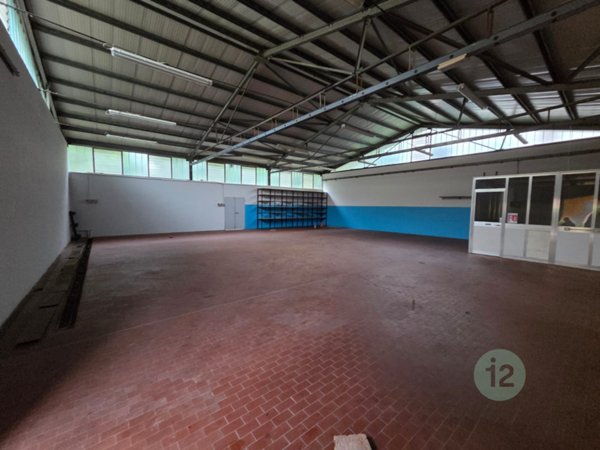 locale commerciale in affitto a Correggio
