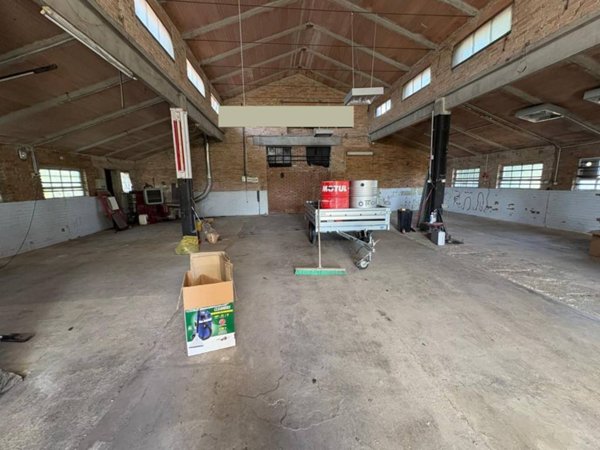 locale commerciale in affitto a Guastalla
