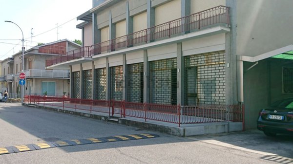 trivano in affitto a Guastalla in zona Pieve