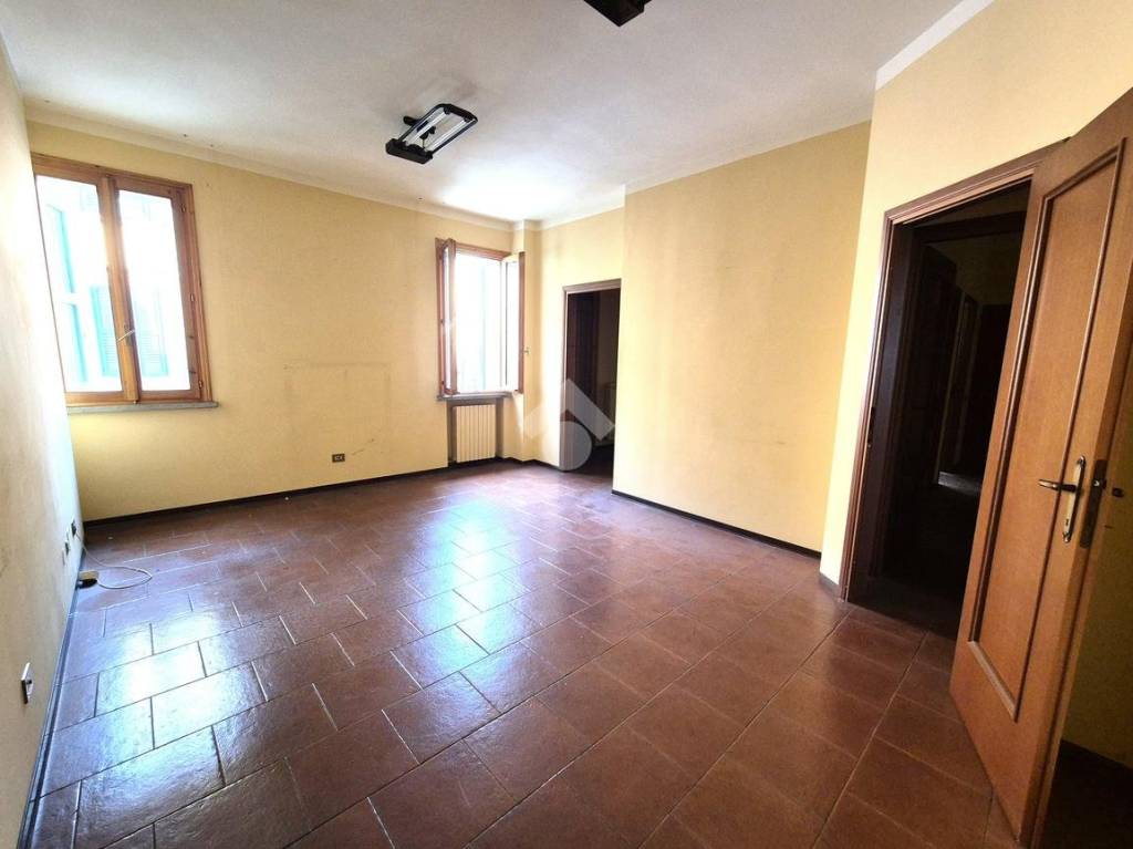 ufficio in affitto a Montecchio Emilia