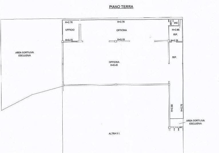 locale commerciale in affitto a Montecchio Emilia