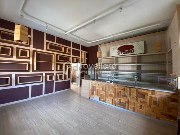 locale commerciale in affitto a Novellara