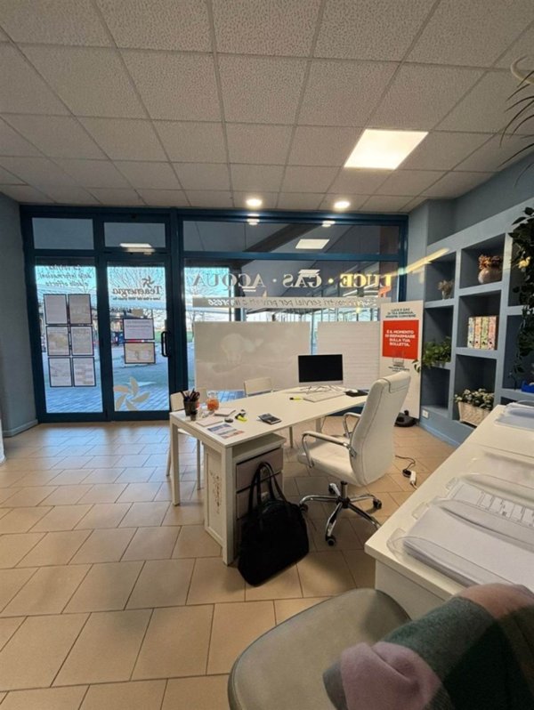 negozio in affitto a Novellara