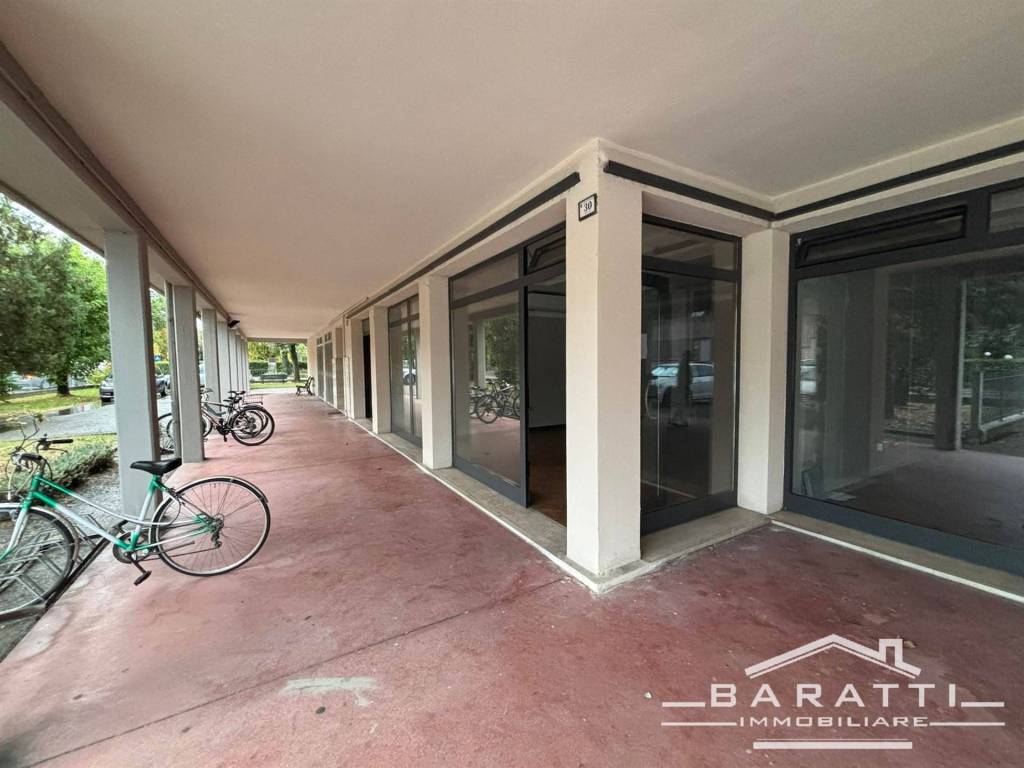 negozio in affitto a Novellara