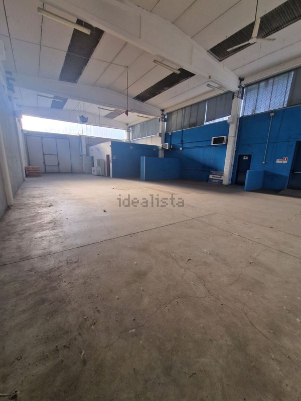 capannone in affitto a Quattro Castella in zona Montecavolo