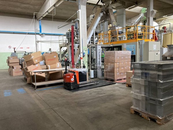 capannone in affitto a Quattro Castella