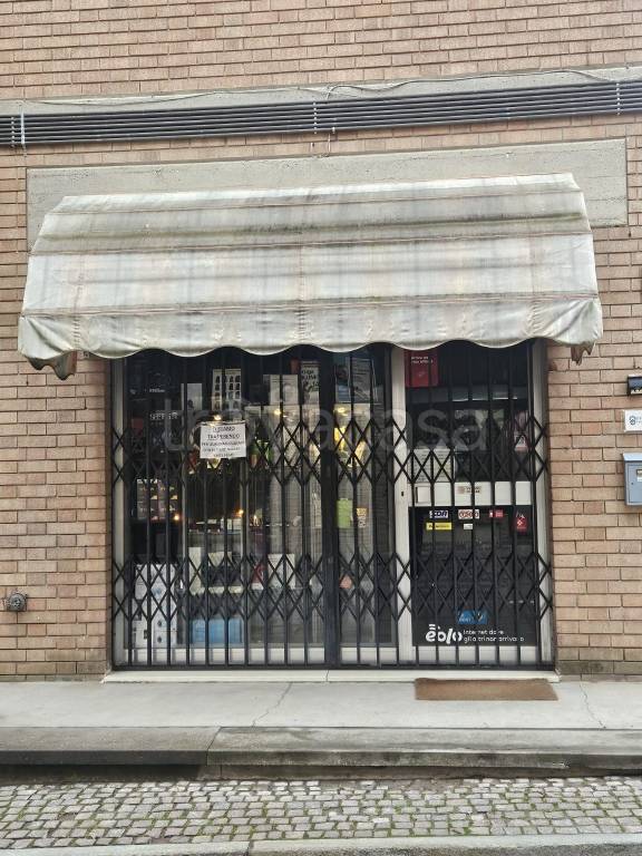 negozio in affitto a Quattro Castella