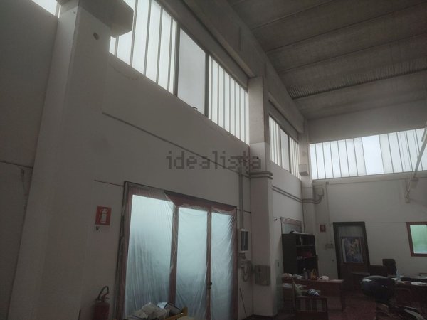ufficio in affitto a Quattro Castella
